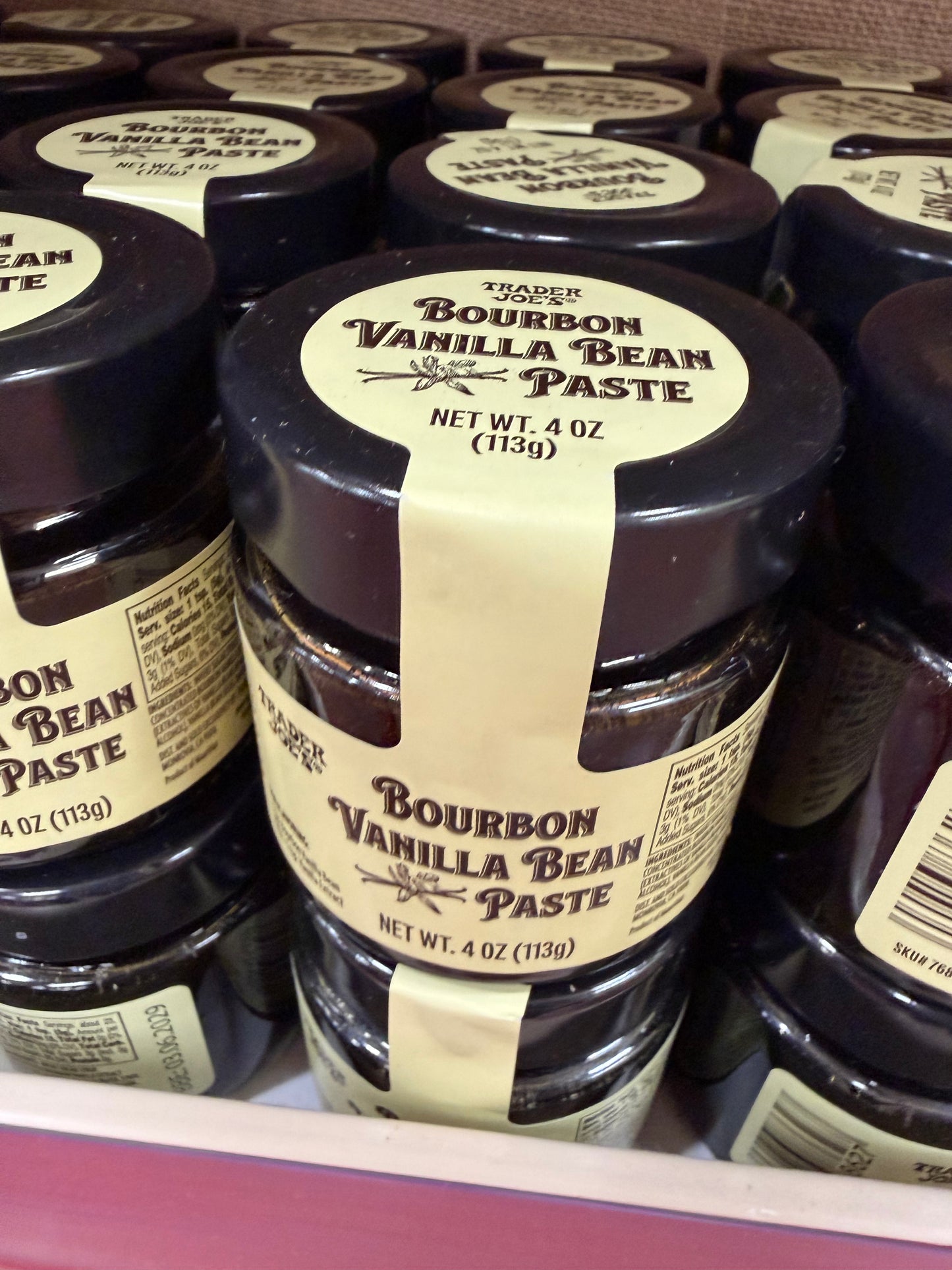 BOURBON
VANILLA BEAN
- PASTE