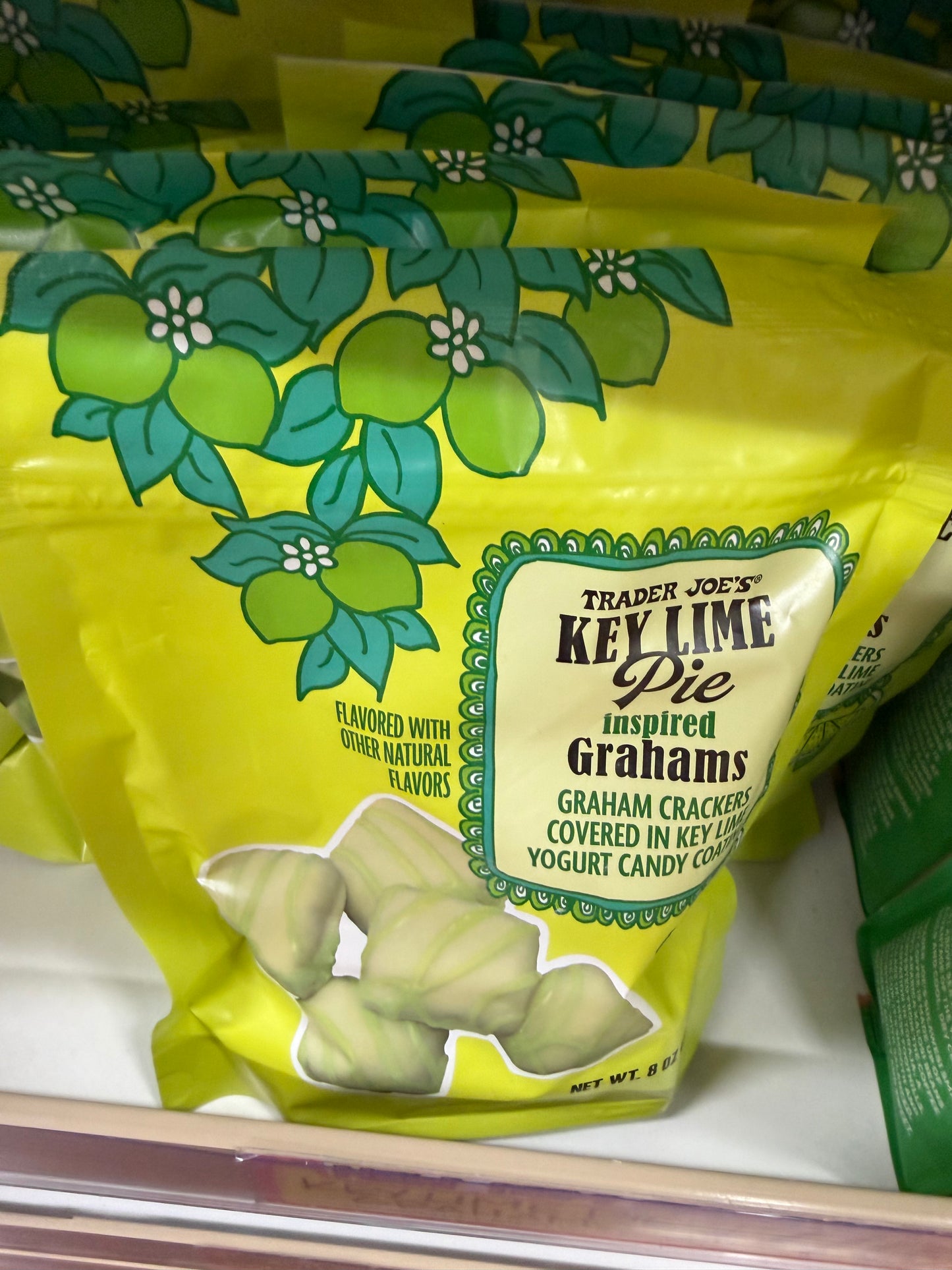 KEY LIME PIEGRAHAM CRACKERS COVERED IN KEY LIME YOGURT CANDY COATING