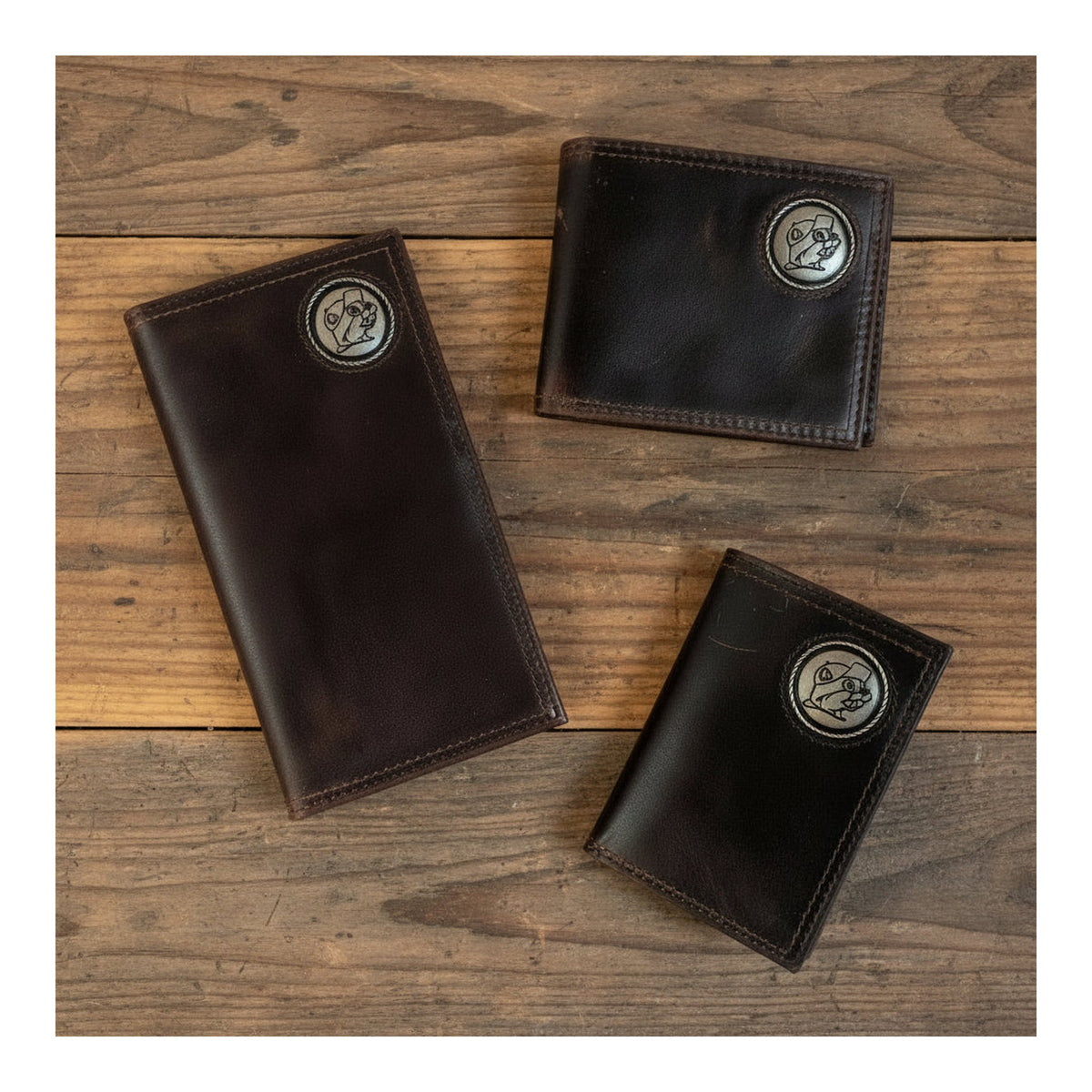Buc-ee's | Men's Genuine Leather Concho Wallet