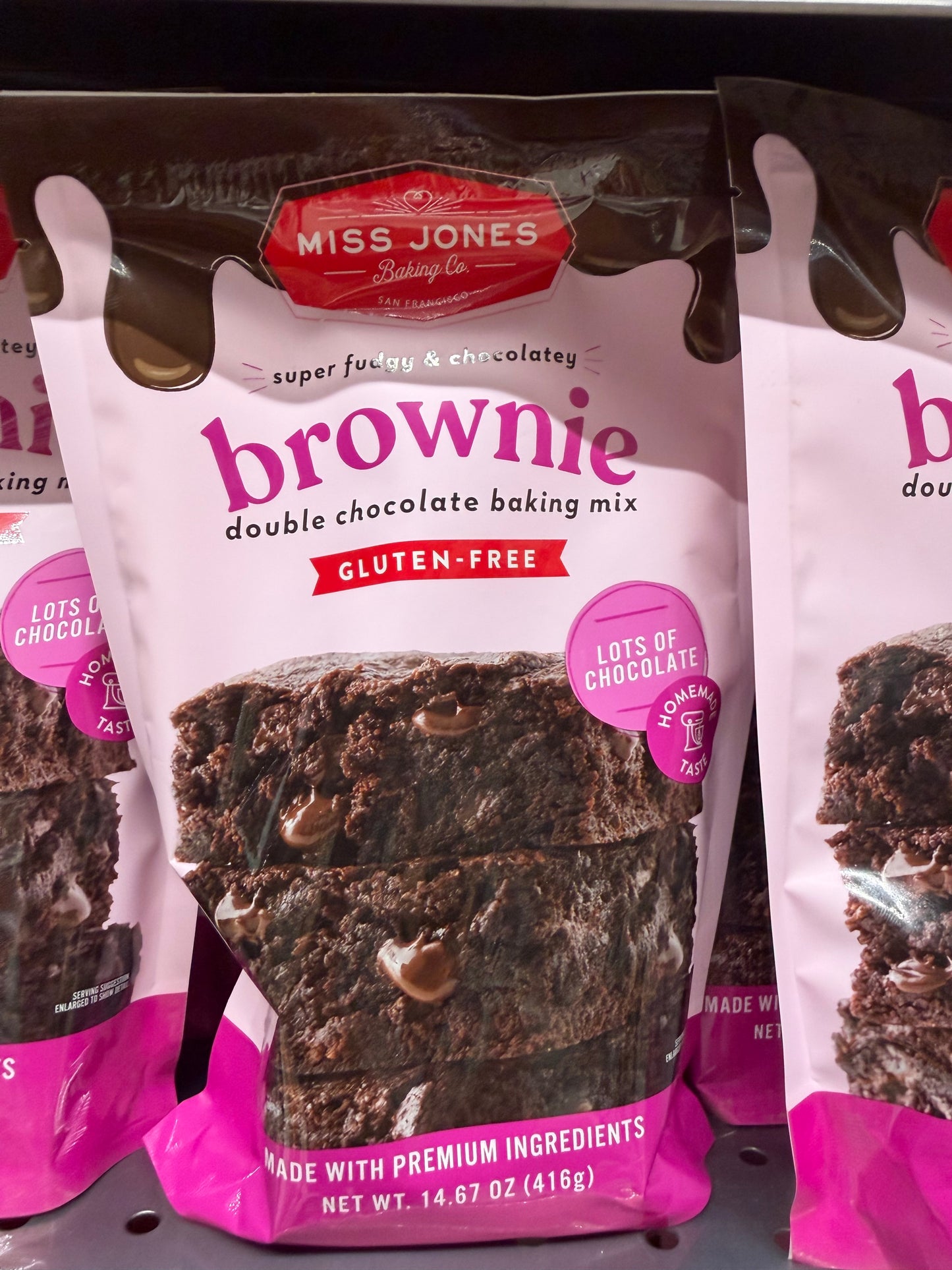 MISS JONES

Baking Co, —

SAN FRANGIEGO

super fudgy & chocolatey

brownie

double chocolate baking mix