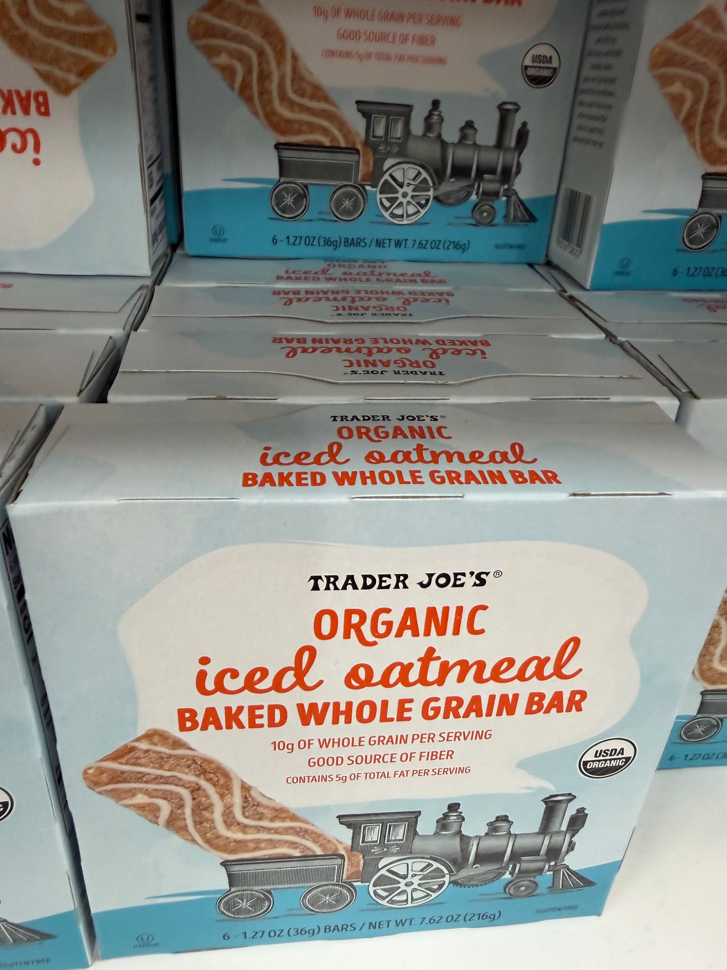 ORGANIC iced oatmeal
BAKED WHOLE GRAIN BAR