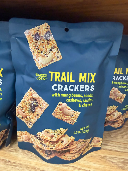 TRAIL MIX CRACKERS with mung beans, seeds, cashews, raisins & cheese