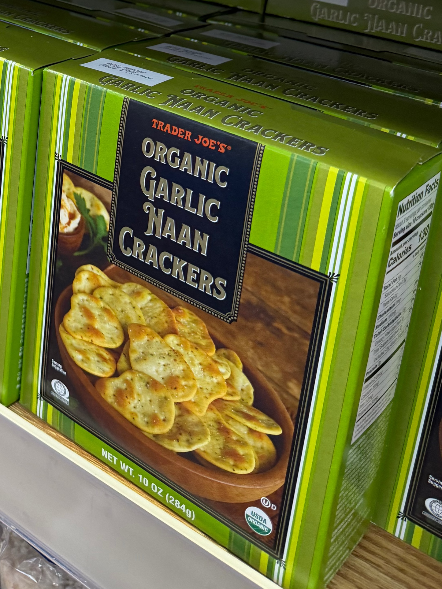 TRADER JOE'S®
ORGANIC GARLIC NAAN
CRACKERS