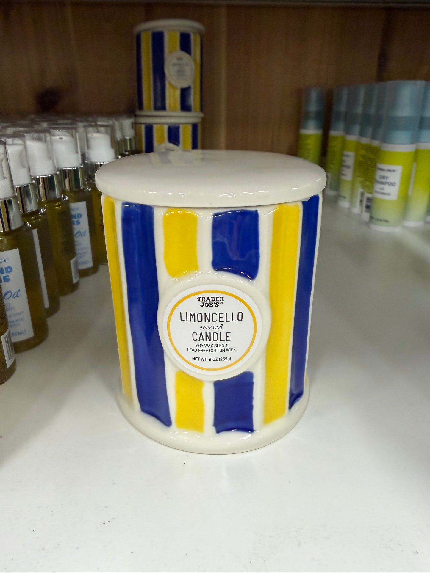 LIMONCELLO
SCENTED CANDLE