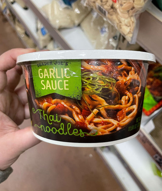 Trader Joe's | Garlic Sauce Thai Noodles 11.6 oz